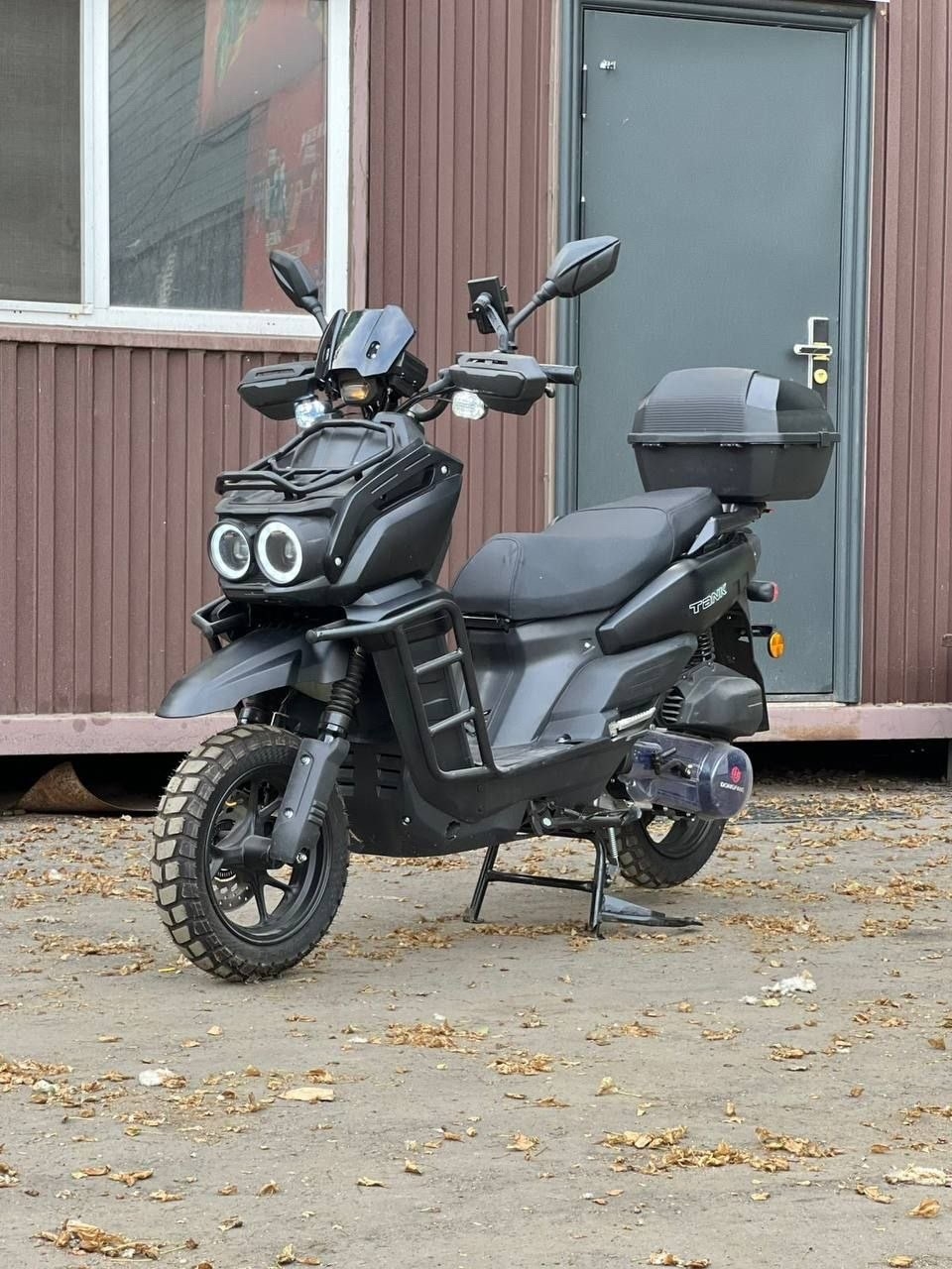 Скутер Bas Tank 1 150